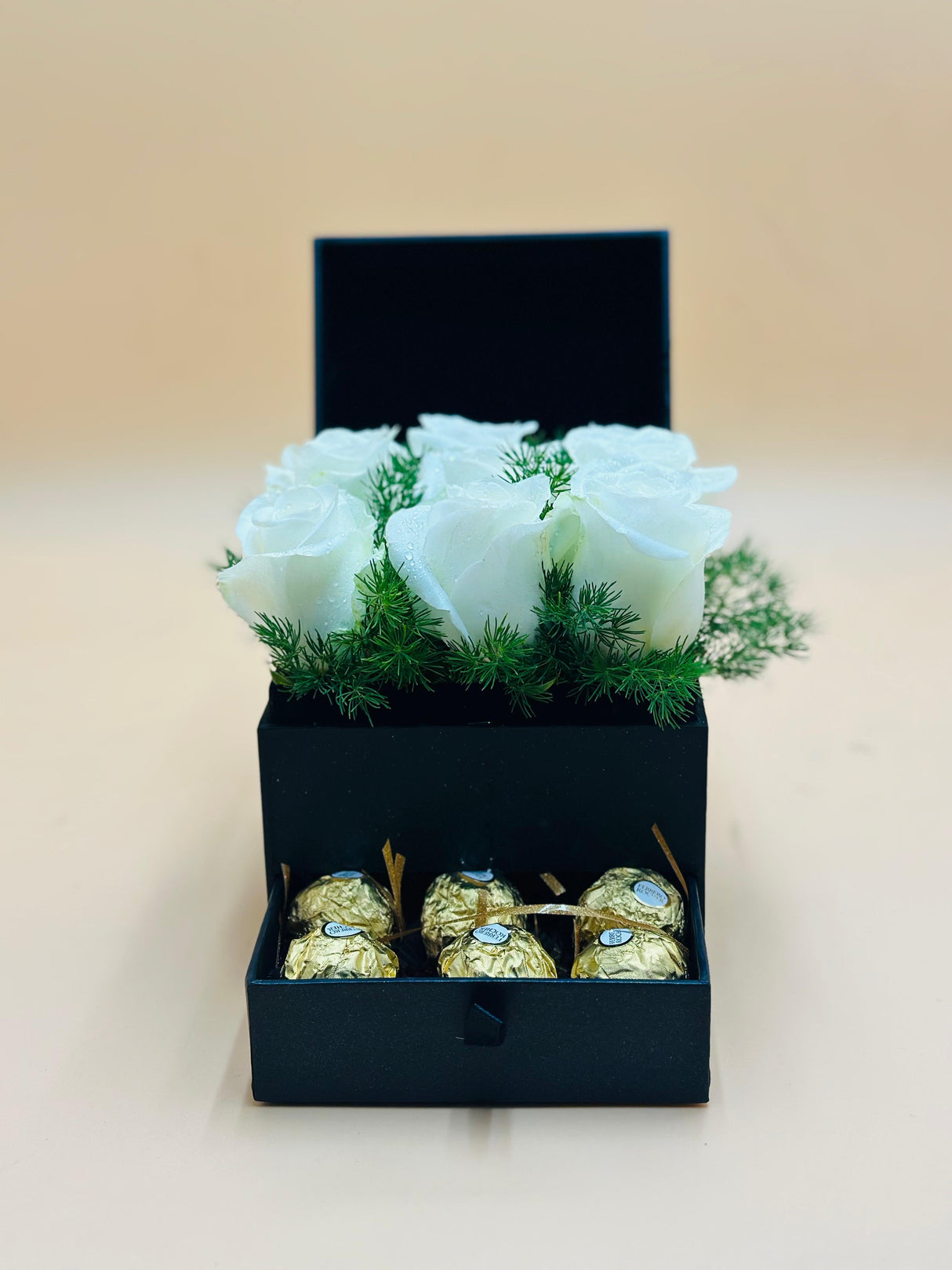 White Roses with Ferrero Rocher – Luxury Flower & Chocolate Gift Box