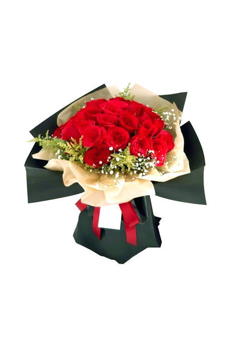 Timeless Red Roses Bouquet – elegant red roses arranged in a classic bouquet, perfect for romantic occasions and timeless gifts.