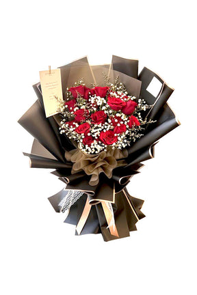 Simply Red Roses Bouquet - 20 Roses | Fresh Red Roses for Love and Special Occasions | Gift in Dubai

