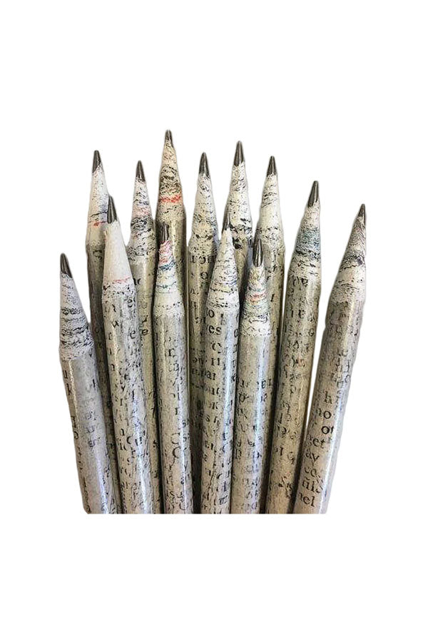 Bleistift aus recyceltem Zeitungspapier.