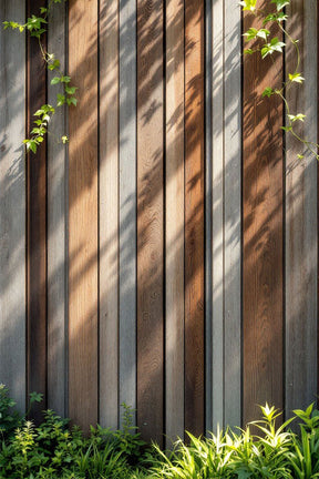 Wooden Fence for Garden and Landscaping – Decorative Outdoor Fencing UAE