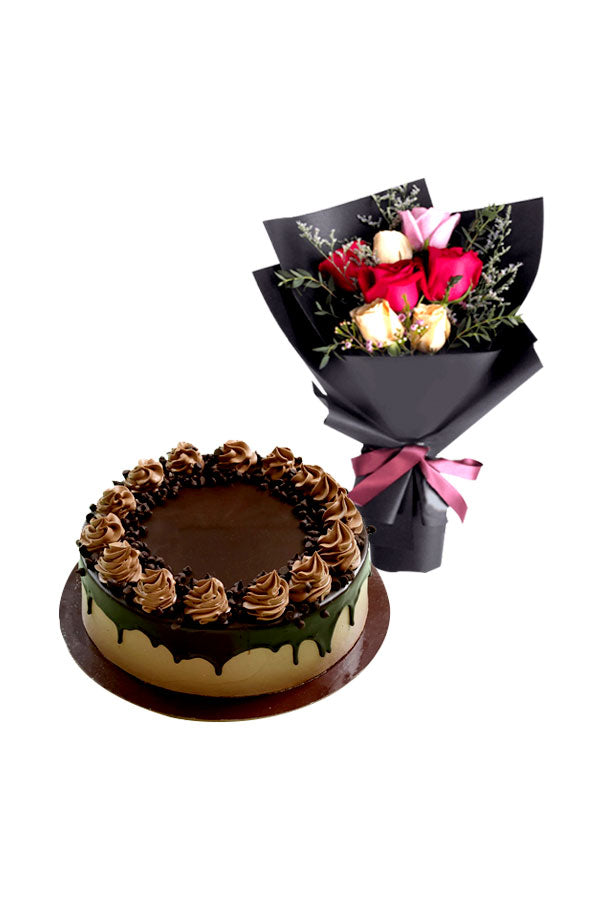 Flower With Cake -Delightful Roses Bouquet With Cake