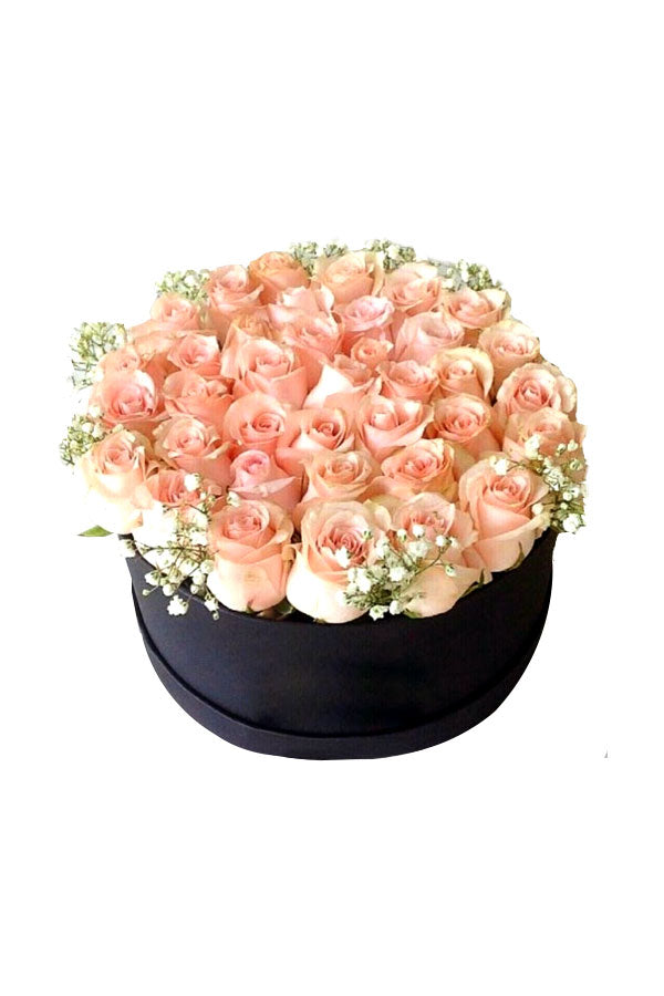 Helle Rosen mit Box-Flower-Geschenkbox
